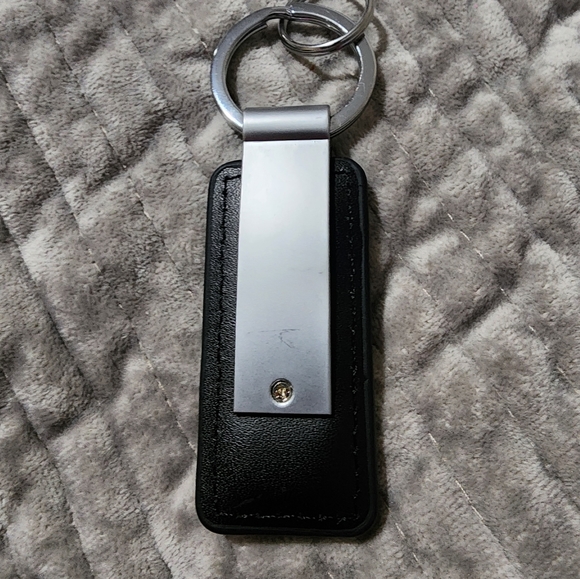 MASERATI KEYCHAIN - Picture 4 of 4